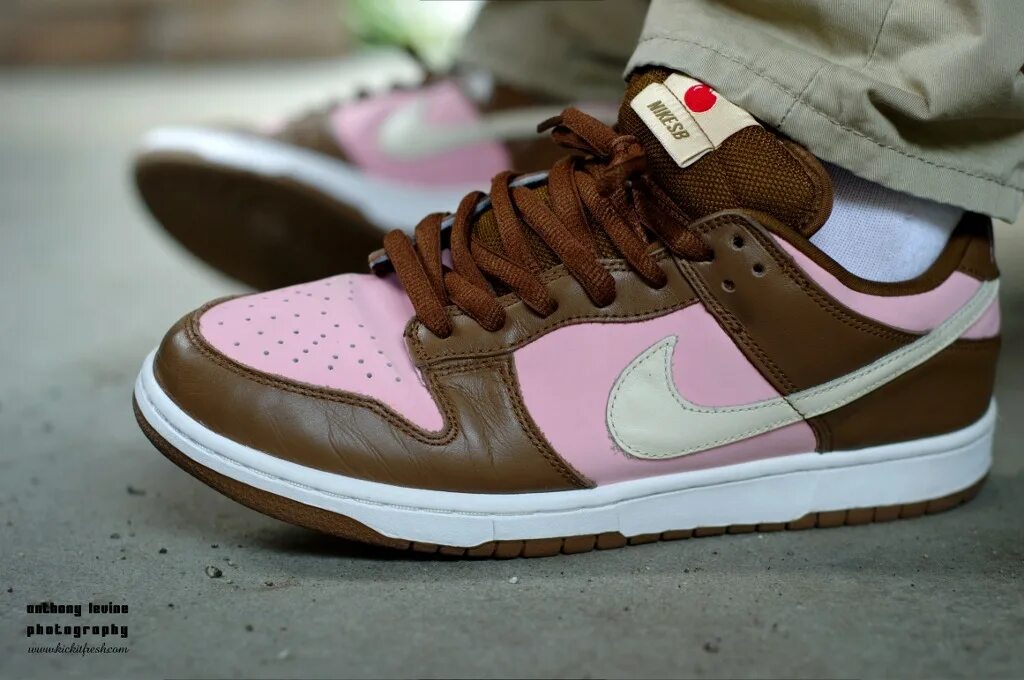 Nike sb dunk low cherry. Stussy x nike dunk low. Nike dunk sb low stussy cherry. Stussy x nike dunk low. Nike sb dunk low stussy.