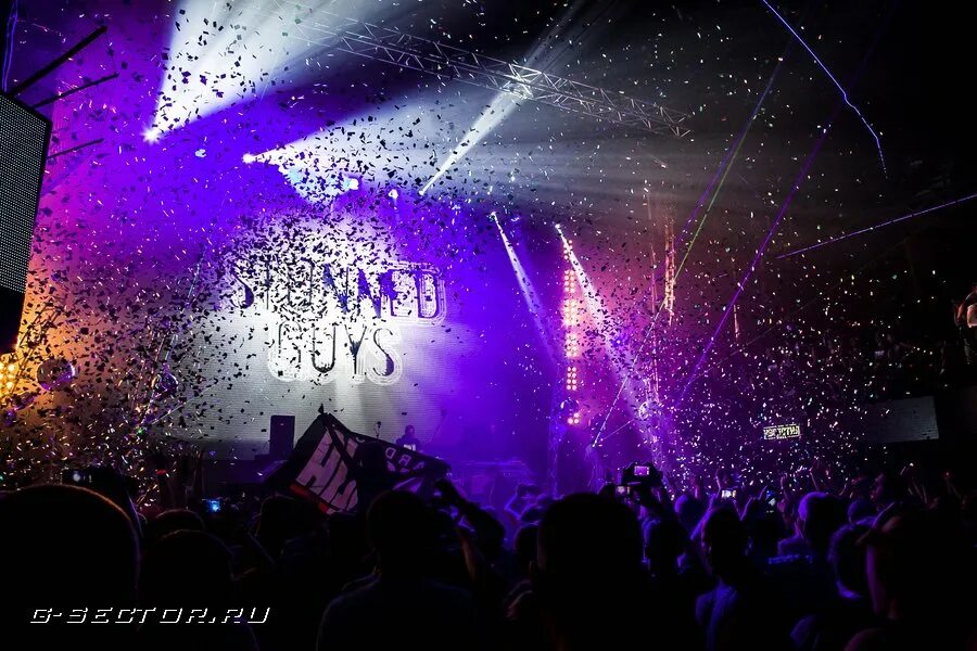 известия холл москва пожар