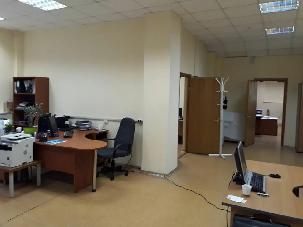 Офис 5 1. Помещение 150 м2. пыжевский пер 5с1 офис 56.9м2.