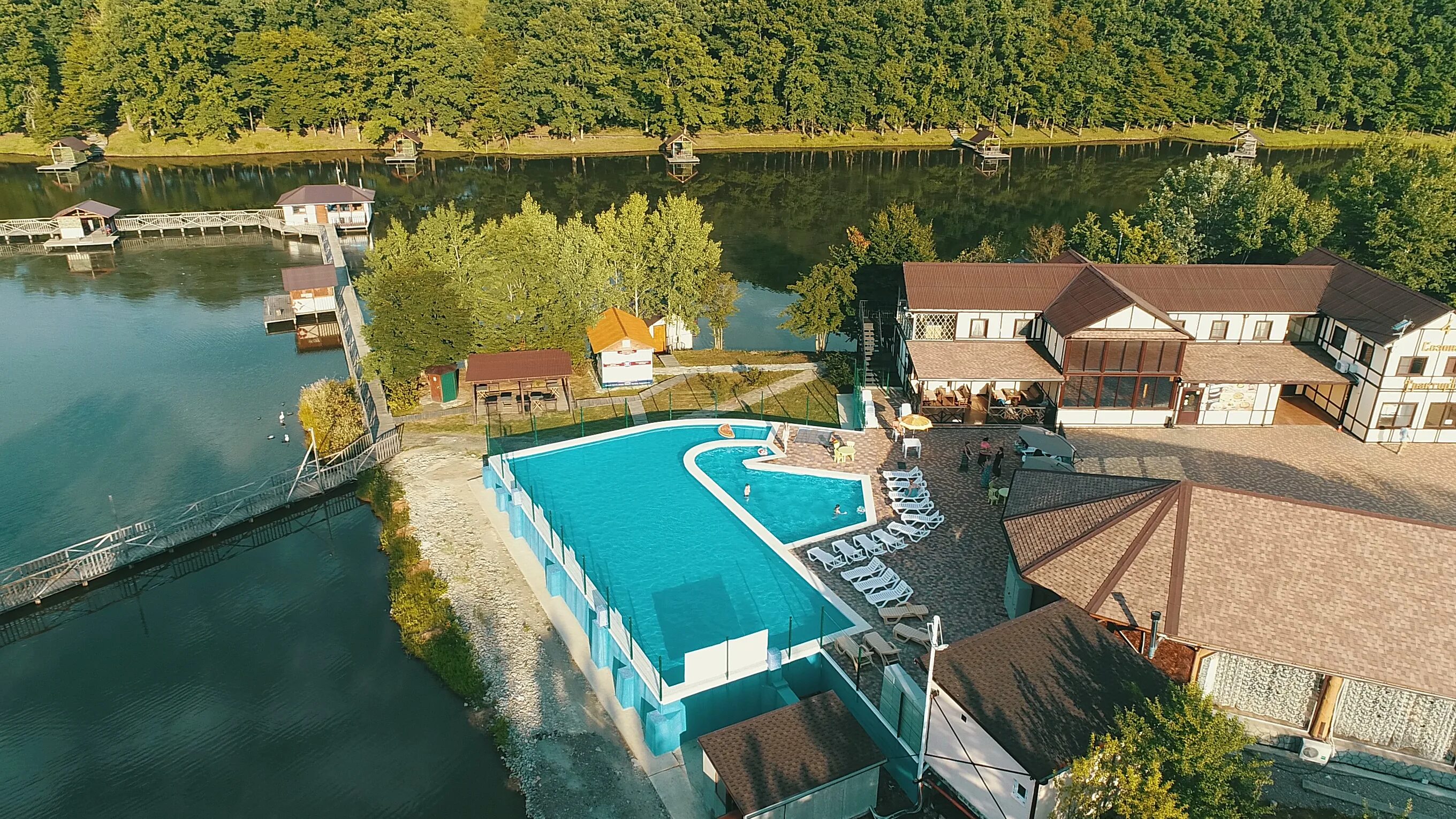 Бассейн поселок краснодарский