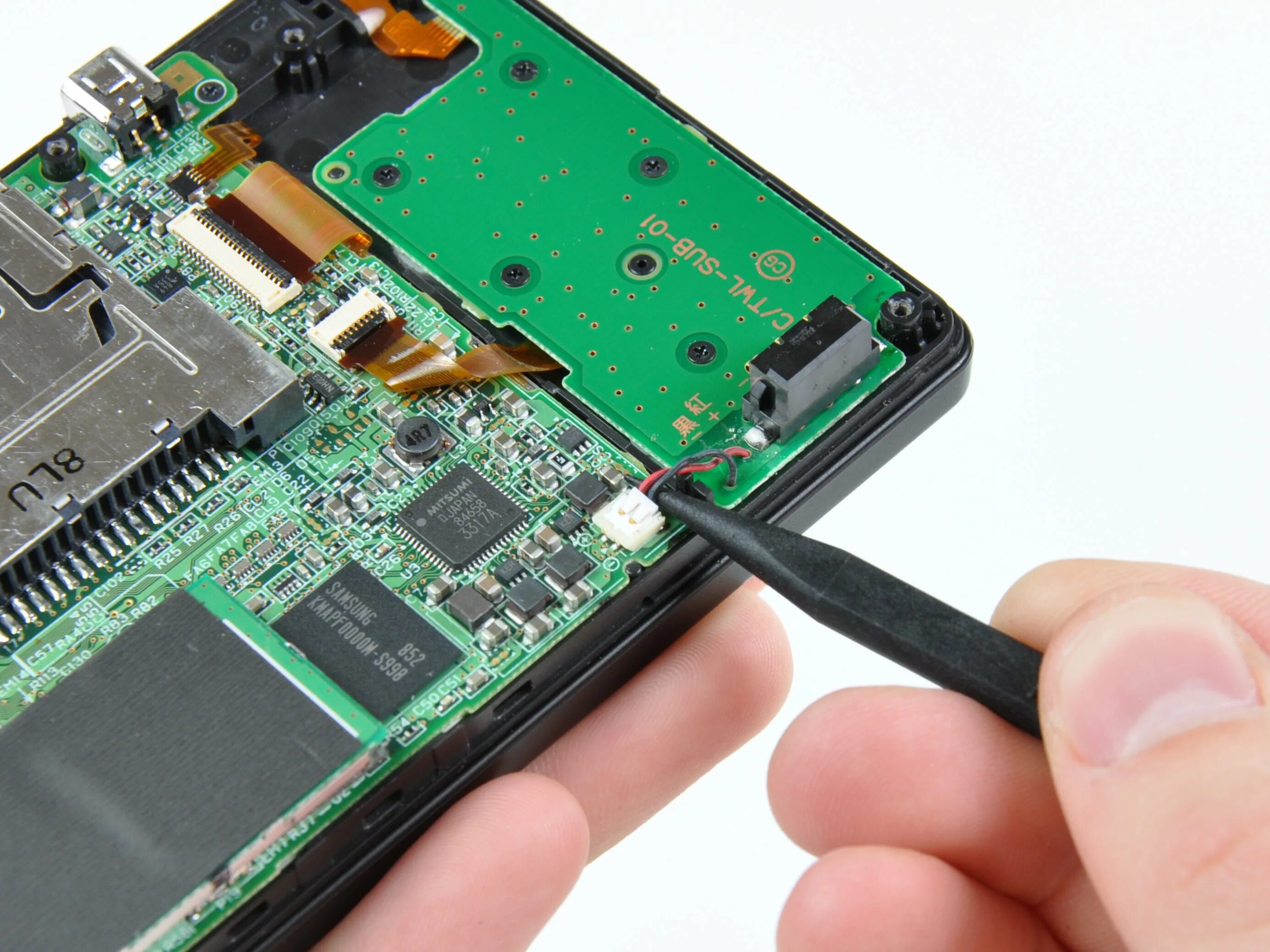 Nintendo 3ds fuse on motherboard. Замена платы. Плата Nintendo Switch manual. Замена платы цена. Замена платы на телефоне