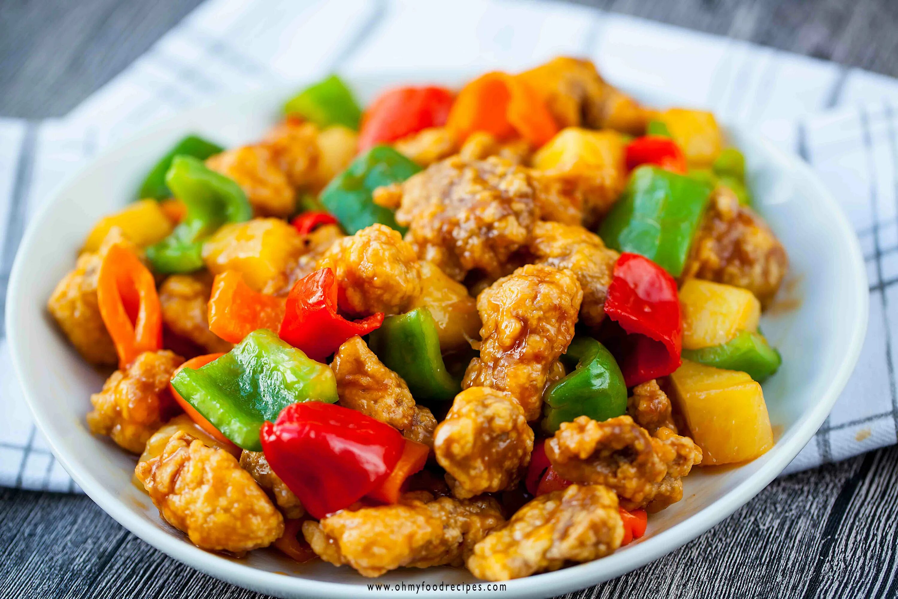 Sweet and sour. Курица по кантонски. Sweet and Sour Chicken. Лапши курица по кантонски. Sour Sweet.