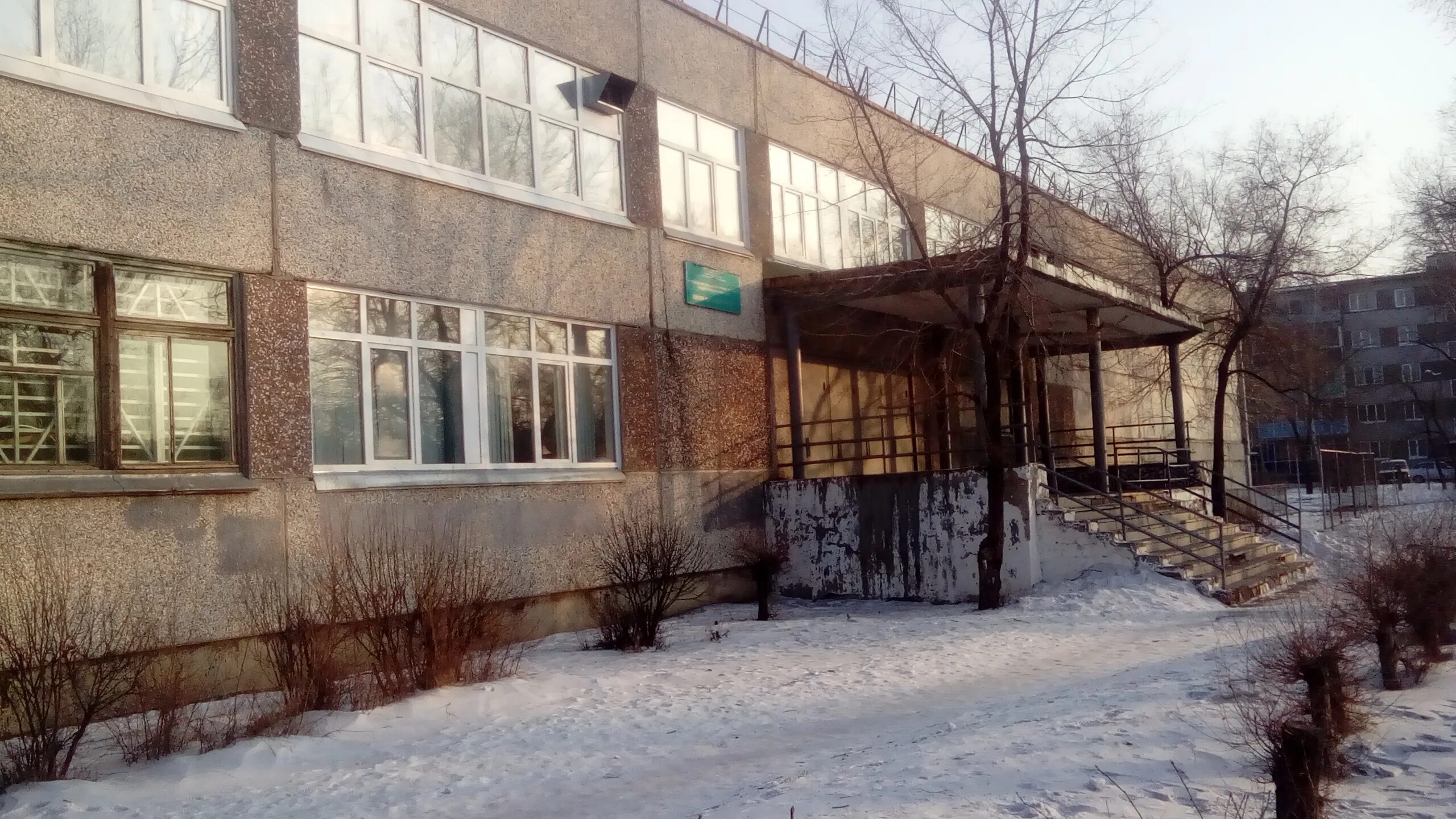 Саяногорск школа 3. Школа 2 саяногорск. заводской микрорайон саяногорск. школа 3 саяногорск. саяногорск 3 микрорайон.