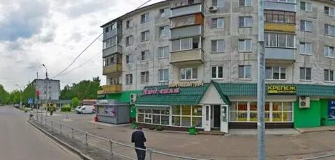 Космонавтов 20б