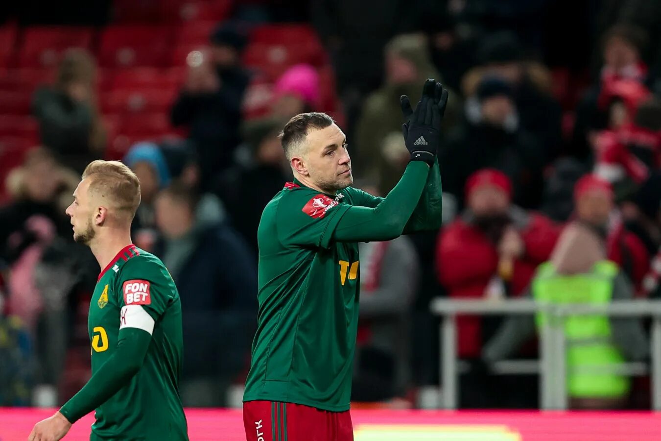 Дзюба почему не играет сегодня за локомотив. Дзюба 2025. дзюба локомотив.