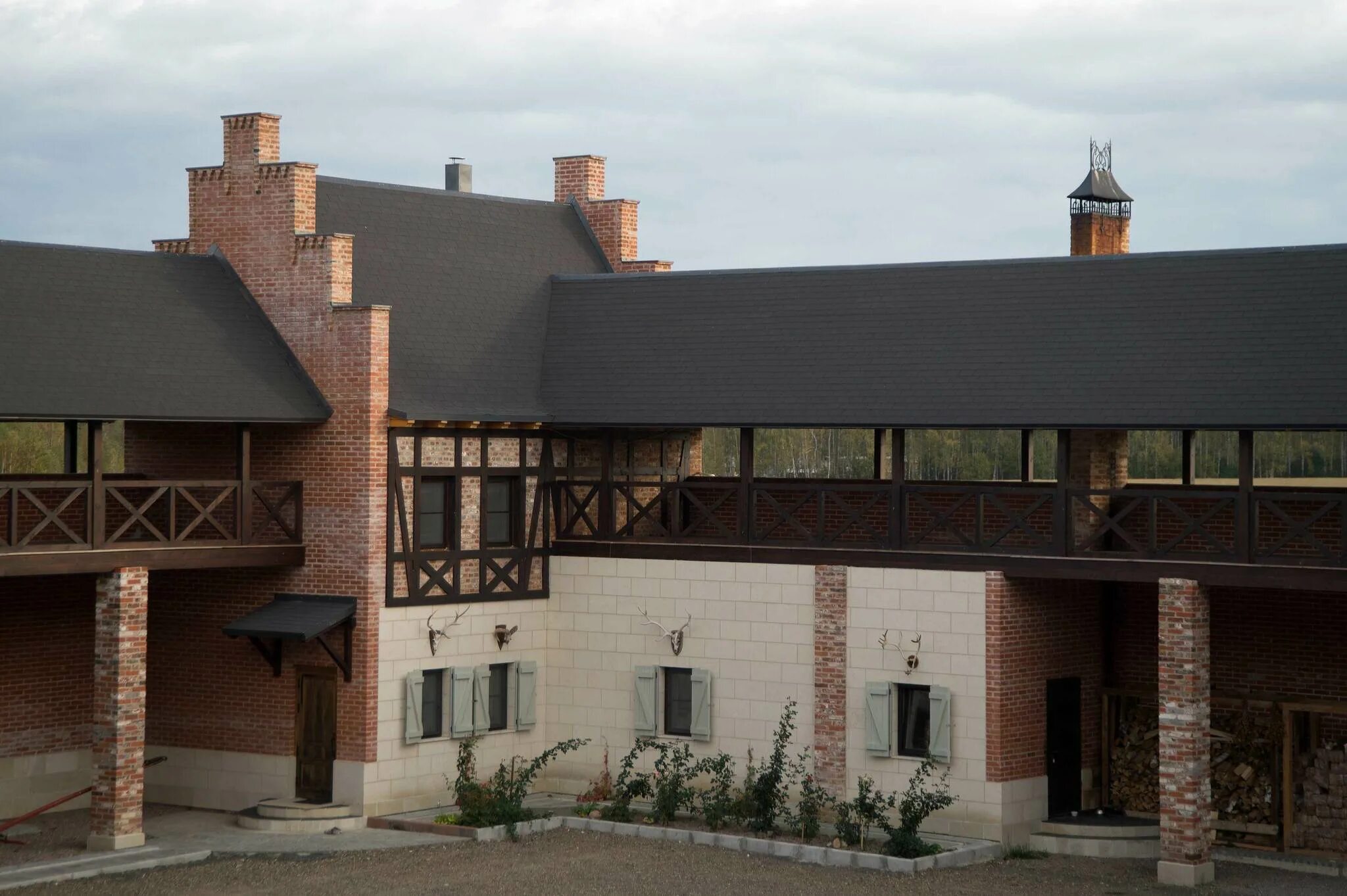Ферме реве. Замок озеры la ferme de reve. Ферме реве. La ferme de reve отель подмосковье. Ферме реве.