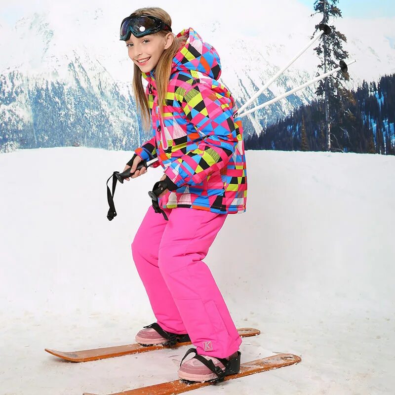 спортивные куртки женские зимние. зимний костюм женский. костюм женский коламбия зима. комбинезон коламбия женский зимний. красивые девушки в зимней одежде.