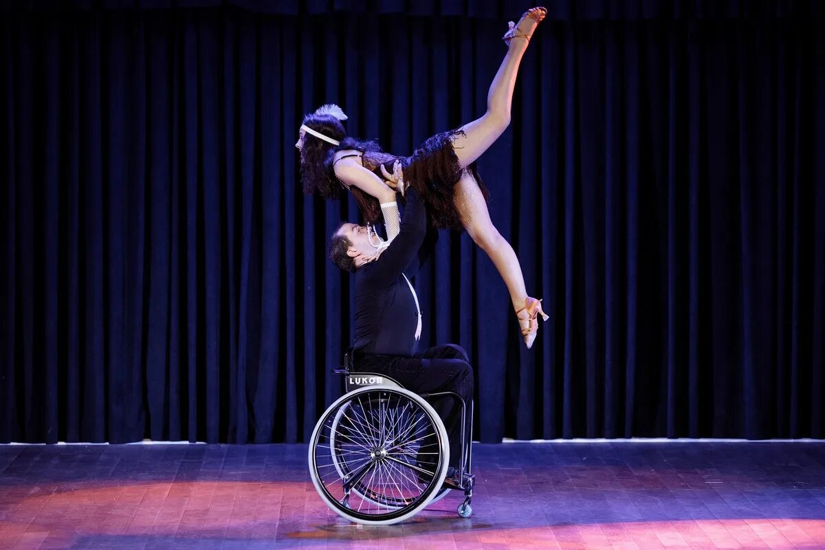 Международный благотворительный танцевальный фестиваль «inclusive Dance». Инклюзивные танцы что это инклюзив дэнс. Шоу инвалидов. Благотворительный фонд инклюзив дэнс инклюзивный танец. Инклюзив отзывы