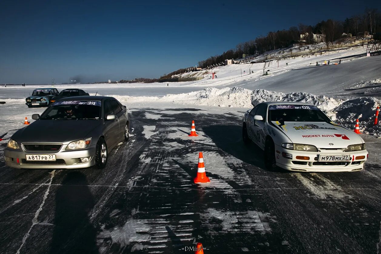 Double drift. Toyota Altezza зимний дрифт. Зимний дрифт Тойота Камри. Зимние дрифт трассы. Зимний дрифт Москва.