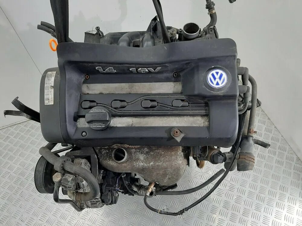 Куплю мотор гольф. Golf 4 1.4 AXP. VW Golf 4 2000 AXP 1/4. Гольф 4 1.4 16v AXP. Двигатель гольф 4 1.4.