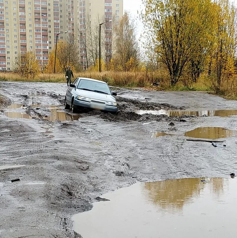 Ярославль дороги сегодня. Дороги Ярославля. Ярославль ужасный город. Жуткие дороги в центре Ярославля. Плохие дороги Ярославль март.