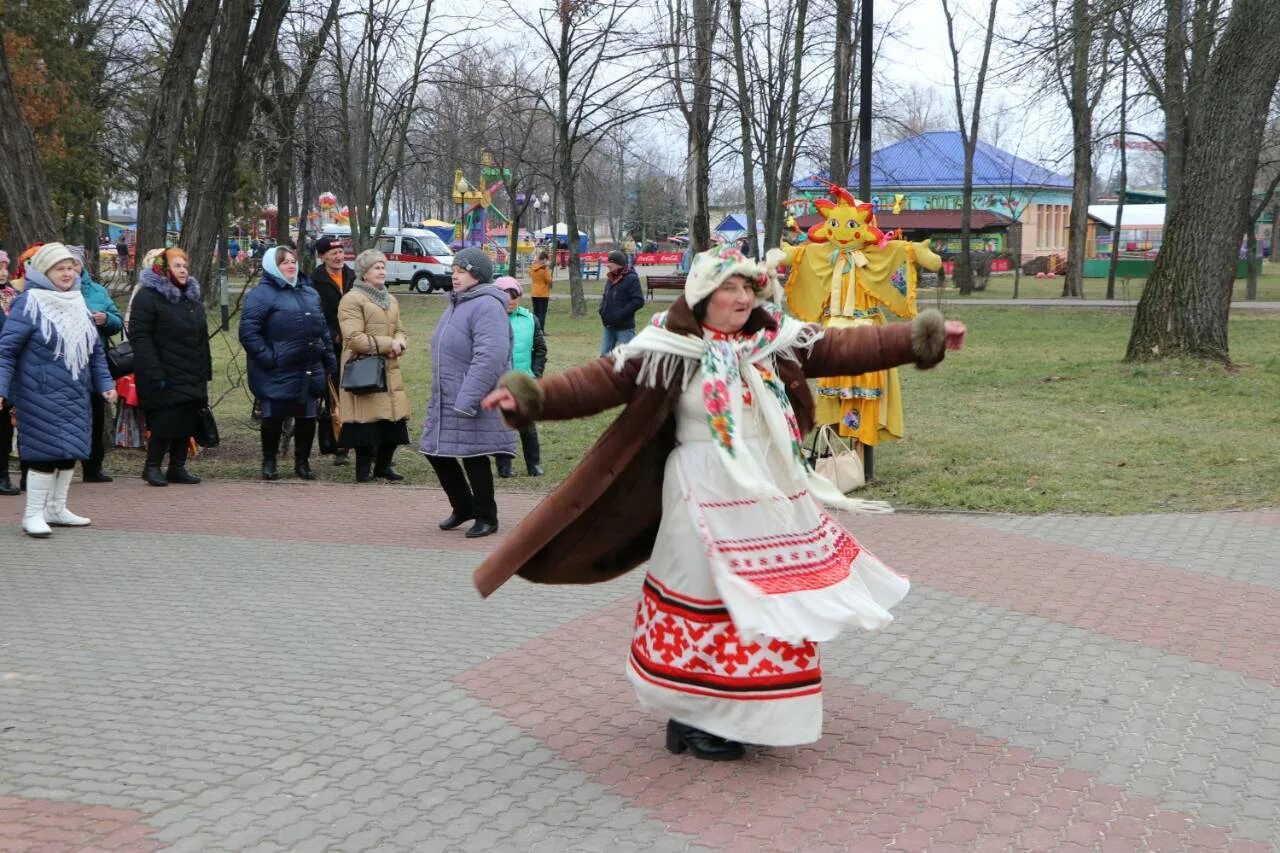 Погода в мозыре. Парк культуры Мозырь. Мозырь население. Мозырь погода сегодня.