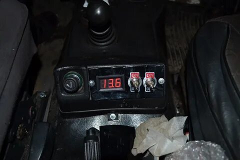 Как на ниве установить часы