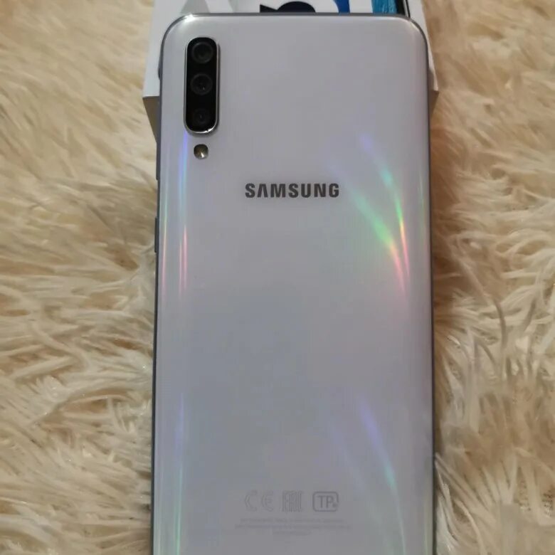 Купить самсунг галакси а 55. Samsung Galaxy a50 64gb. Самсунг а50 64гб белый. Samsung Galaxy a50 64gb White. Самсунг галакси а 50.