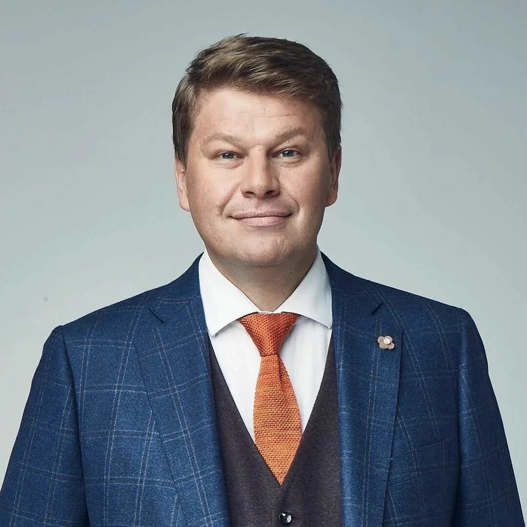 Дмитрий Губерниев