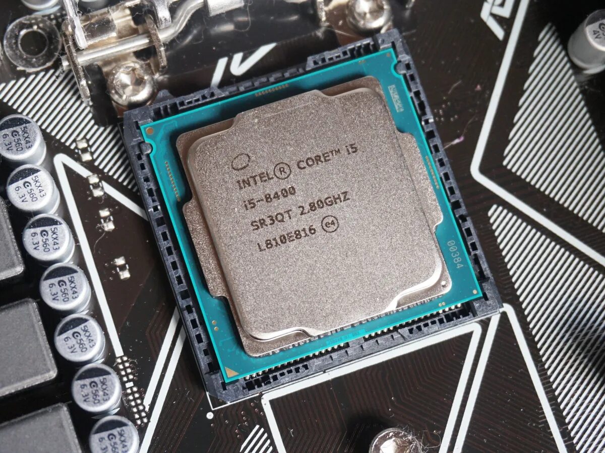 Питание процессора i5. I5 8400. Процессор Intel Core i5-8400. Процессор Intel Core i5-8400 OEM. I5 8400 CPU.