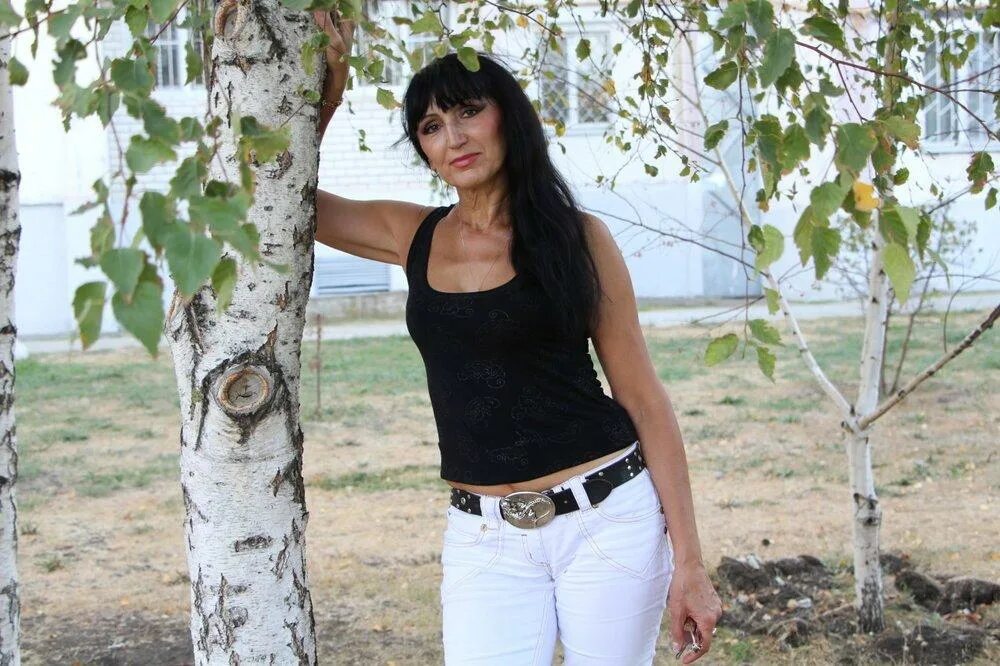 красивые девушки в сарафанах. красивые женщины омска. без тридцати. стальная кухонная у джоли. женщины которые хотят.