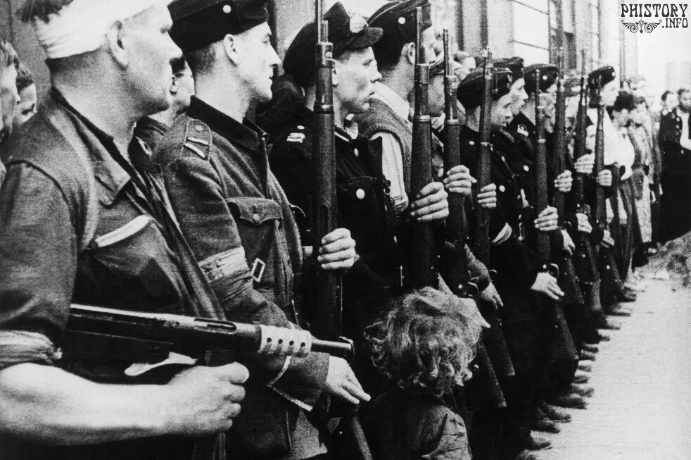 Армия Людова Варшавское восстание. Дирлевангер Варшавское восстание. Дирлевангер черная сотня СС. Восстания 1944 года