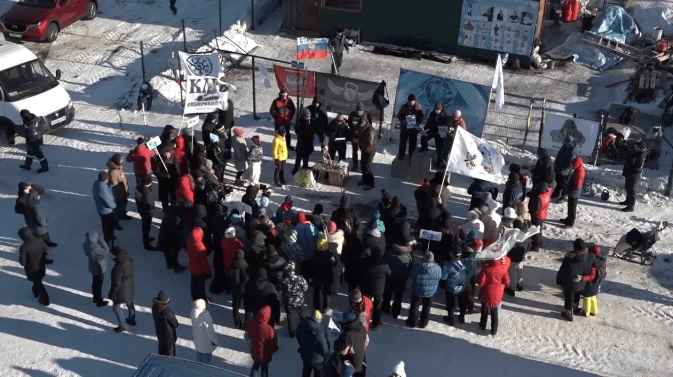 Событие недели сегодня. Митинг в Кемерово сегодня на бульваре Строителей. Кузбасс ски 2022. Митинг Кемерово 2022. Митинг Кемерово 2018.