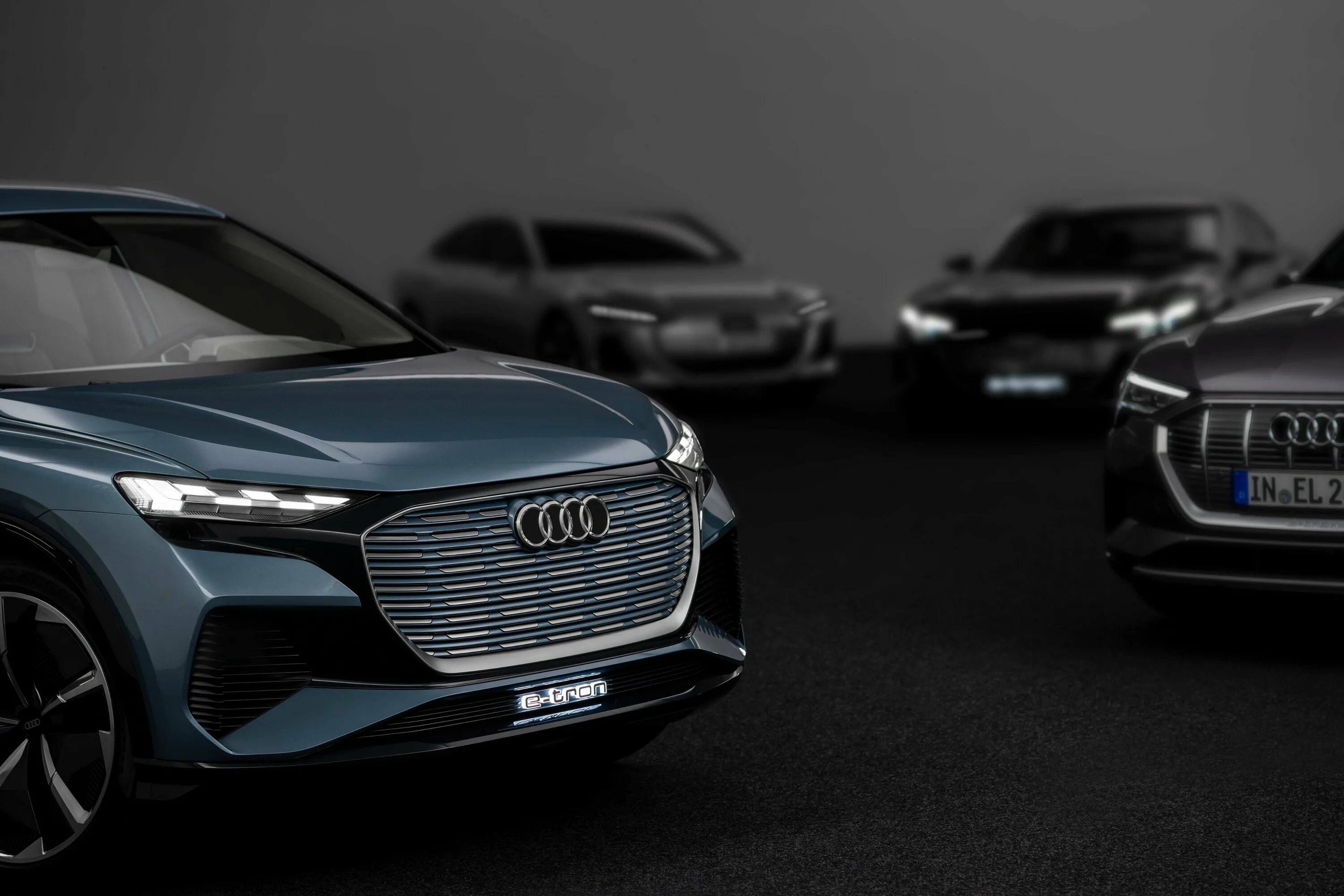 Иномарки 2022 года. Ауди а 6 2023 года. Audi a8 2024. Audi a6 e-tron. Ауди 2025 года.