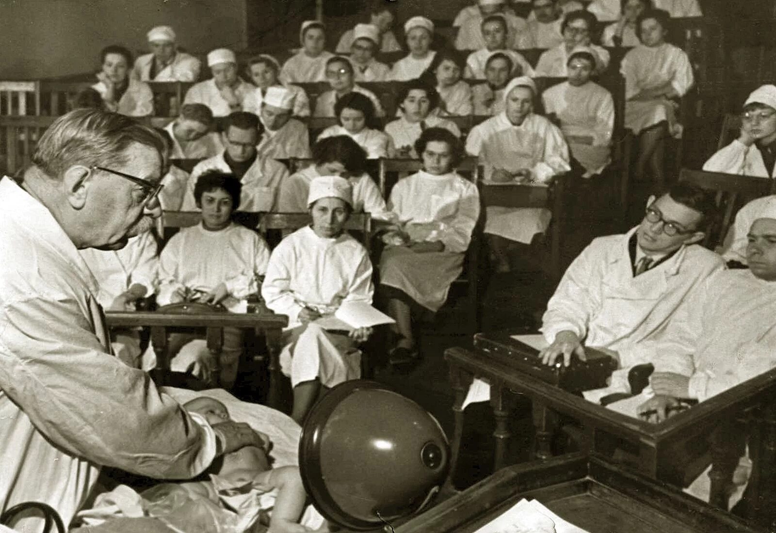 ученые 70-х. михаил чумаков вирусолог. отечественной наукой х. достижения отечественной науки 1930 годов в ссср. достижение отечественной науки в 1930-е годы презентация.