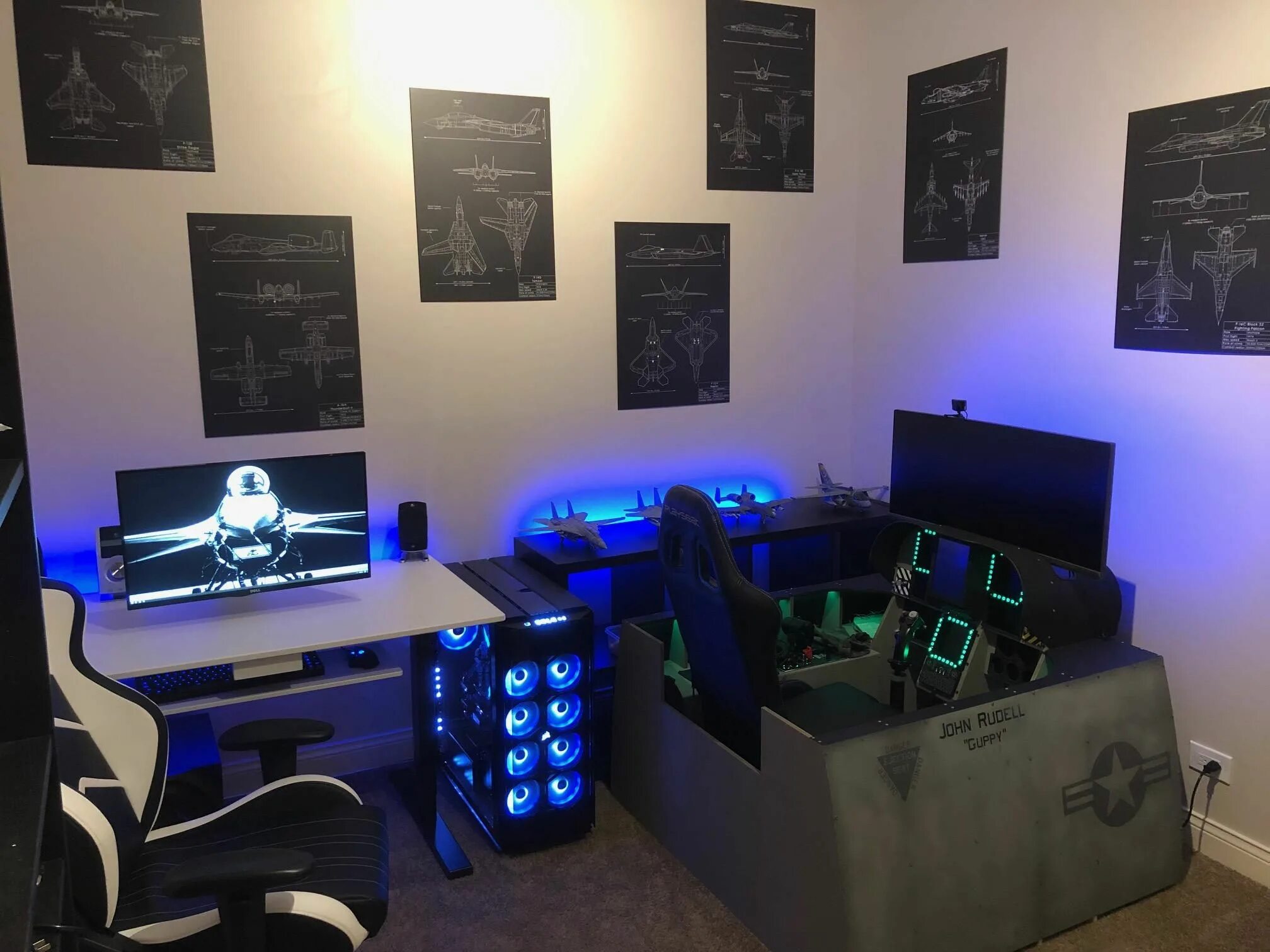 Pc setup reddit. Desk setup right. Space desk на пк. Dual computer room setup. Pc desk.