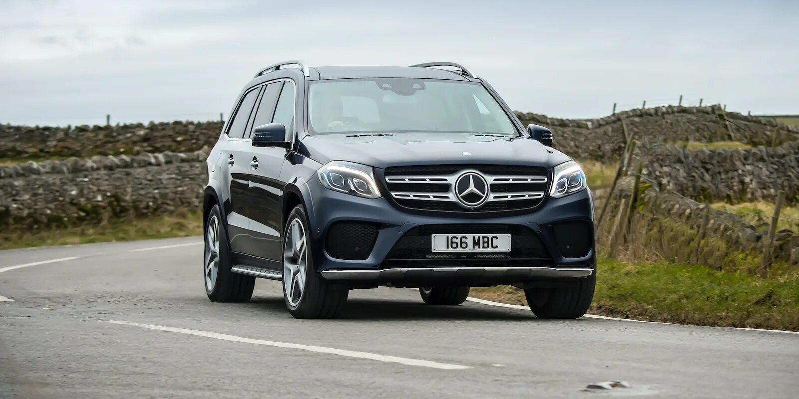 Gls обзор. Мерседес-бенц gls 350d. мерседес gls 350d amg. мерседес-бенц gls 350 d 4matic. мерседес бенц 350d 4matic.