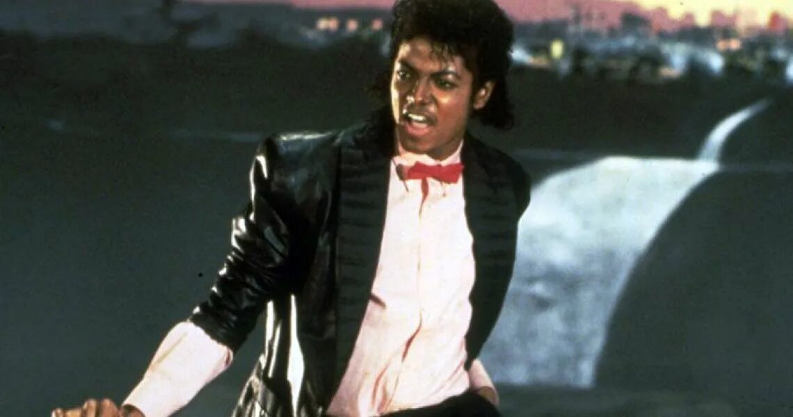 Песню майкла джексона billie. Michael Jackson Billie Jean 1983. Billie Jean 1983. MJ Billie Jean. Michael Jackson "Billie Jean" 1997 Munich..