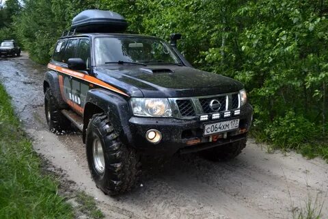 Nissan 4