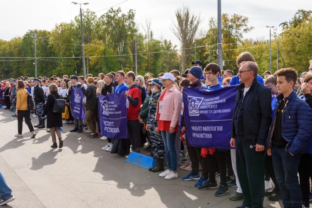 Погода на март в тамбове 2024 года. Державинская Лыжня Тамбов. Стадион Тамбов Державинский. Тамбов Державинская 5. Державинская миля медаль.