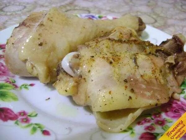 Куриные ножки на пару в мультиварке. Окорочка на пару. курица на пару в мультиварке. паровая курица. курица ножка на пару.