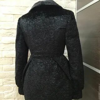 Пальто под каракуль