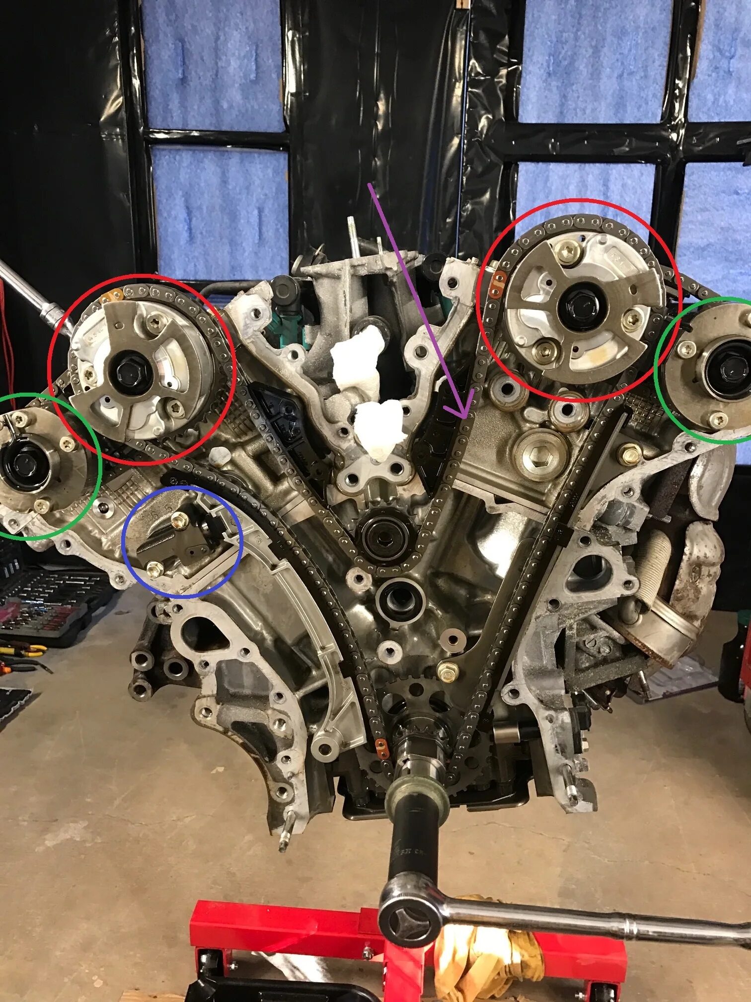 Toyota 2gr fe. Грм 2gr-fe. 1gr fe двигатель. грм двигателя 2gr-fe.