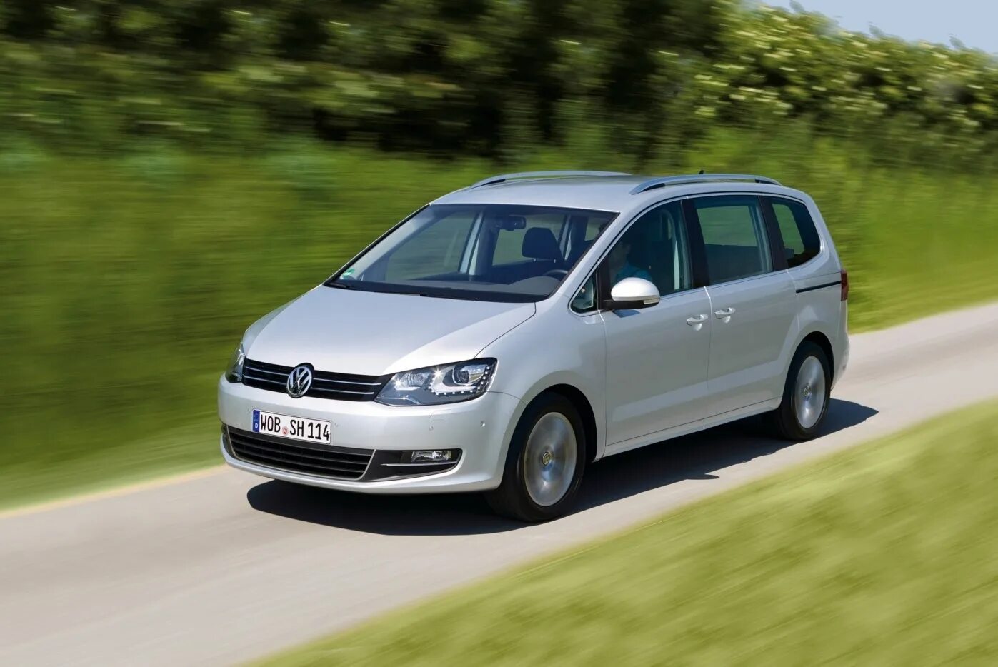 Volkswagen sharan года выпуска. VW Sharan 2021. VW Sharan 2023. Фольксваген Шаран 2022. Volkswagen Sharan поколение Volkswagen Sharan.