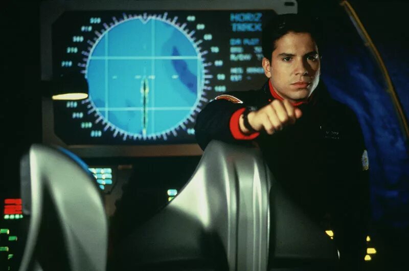 Подводная одиссея 1993 1996. Подводная одиссея сериал 1993–1996. сериал подводная одиссея 1993 сша. тед рэйми подводная одиссея. подводная одиссея сериал 1993 1996 знак.