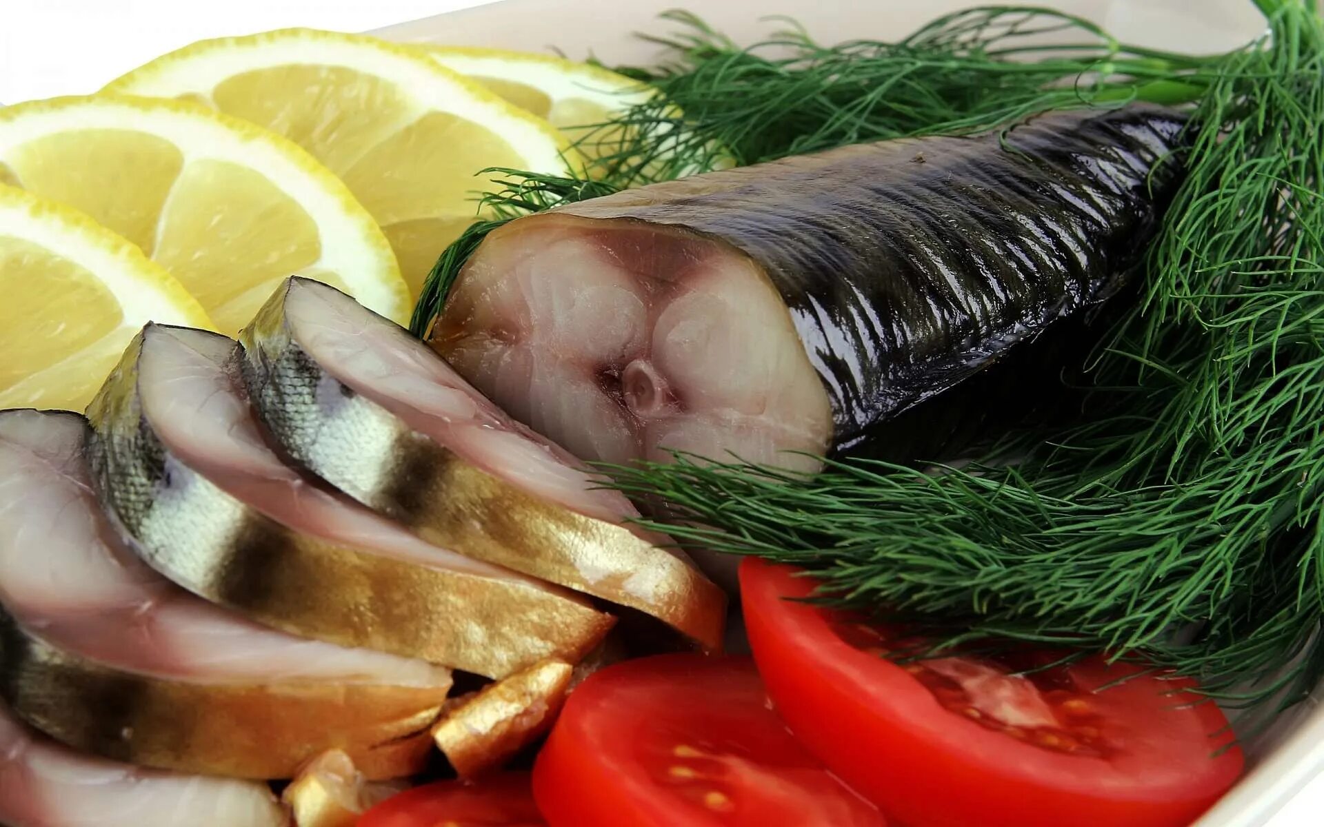 Скумбрия холодного и горячего. Скумбрия холодного копчения. рыба скумбрия копченая. рыба скумбрия холодного копчения. скумбрия холодного коп.