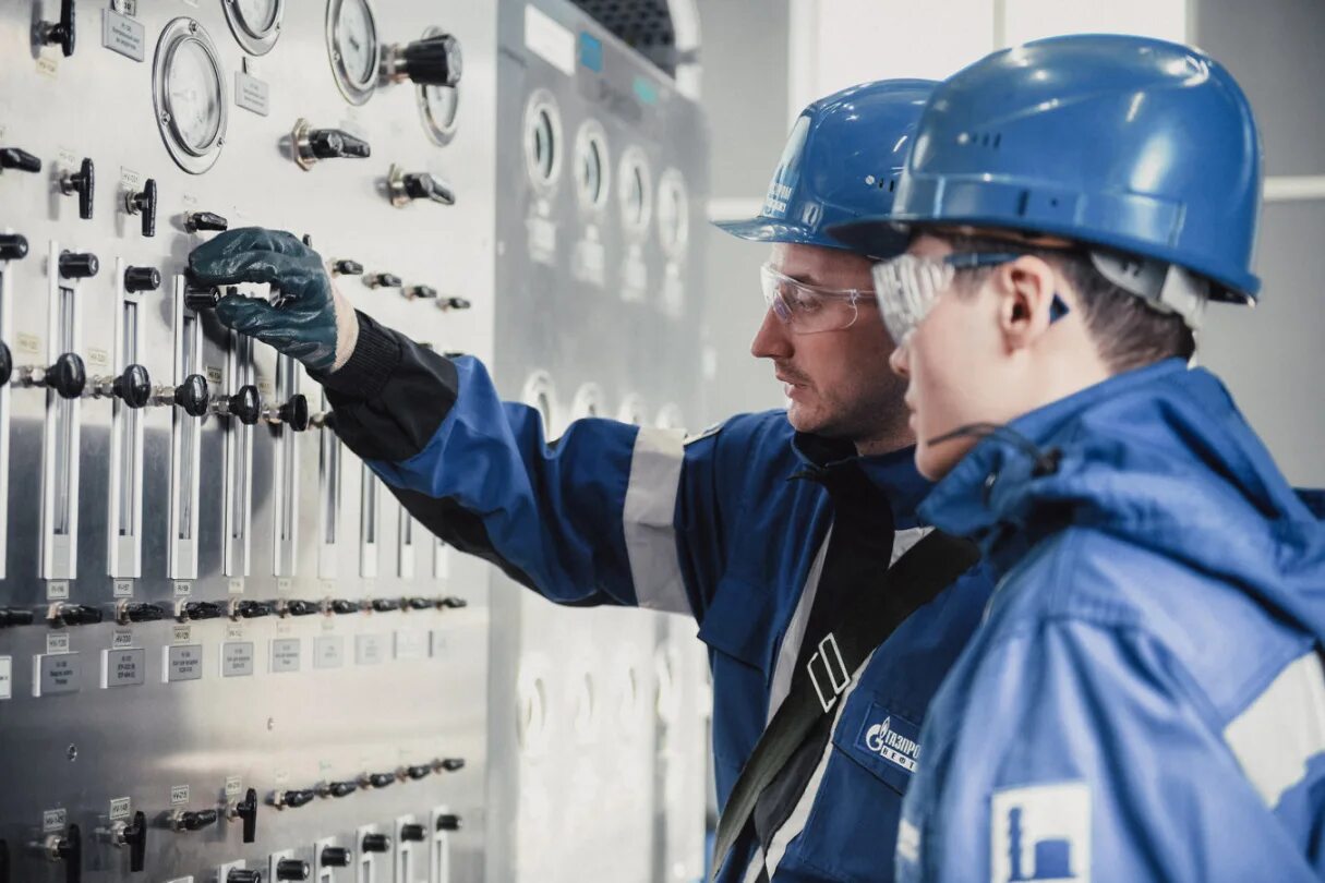 Производственная техника безопасности. Газпром нефть каталитические системы. Промышленная безопасность. Промышленная безопаст. Производственная безопасность.