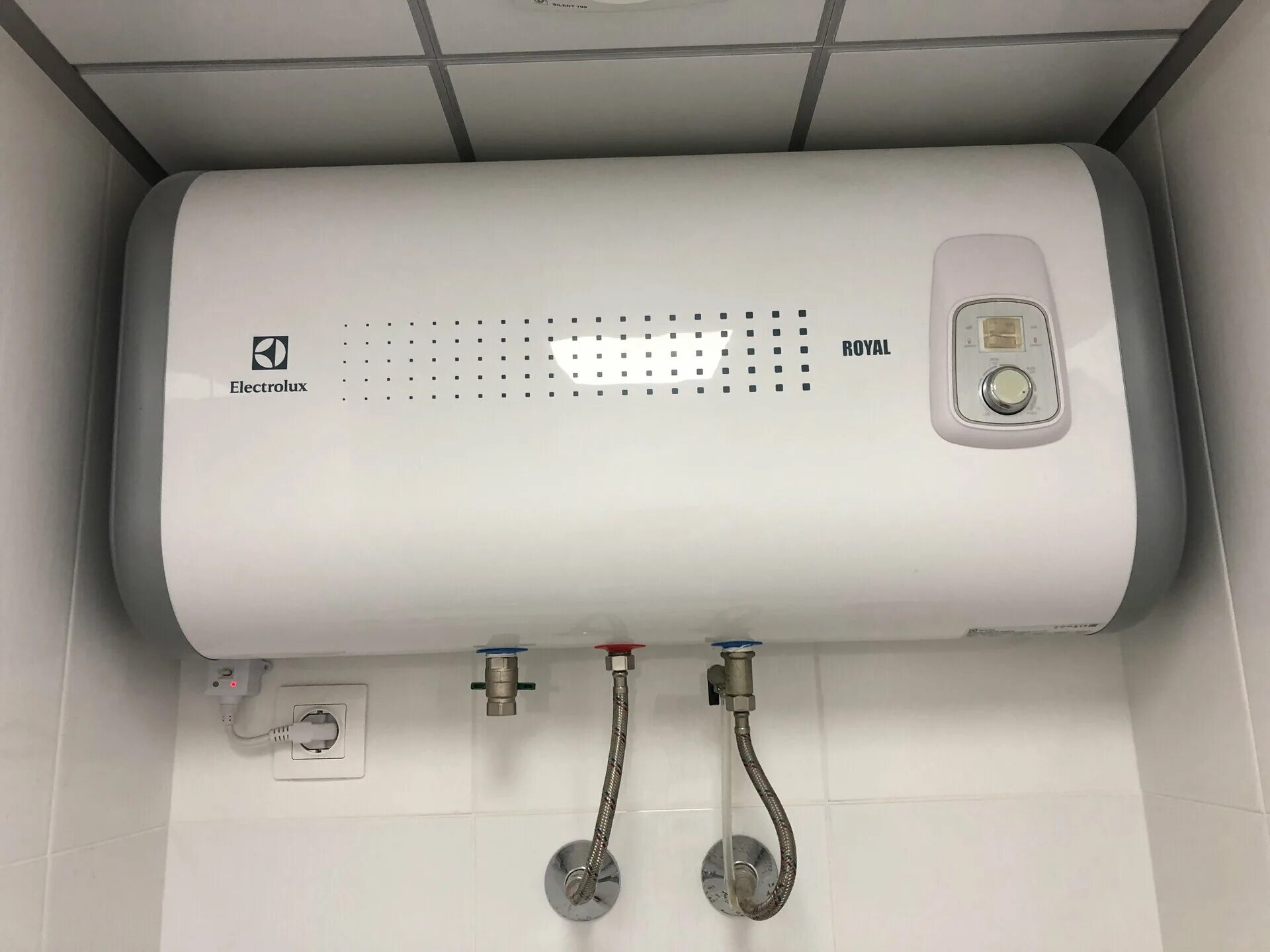 водонагреватель electrolux ewh 50 royal silver