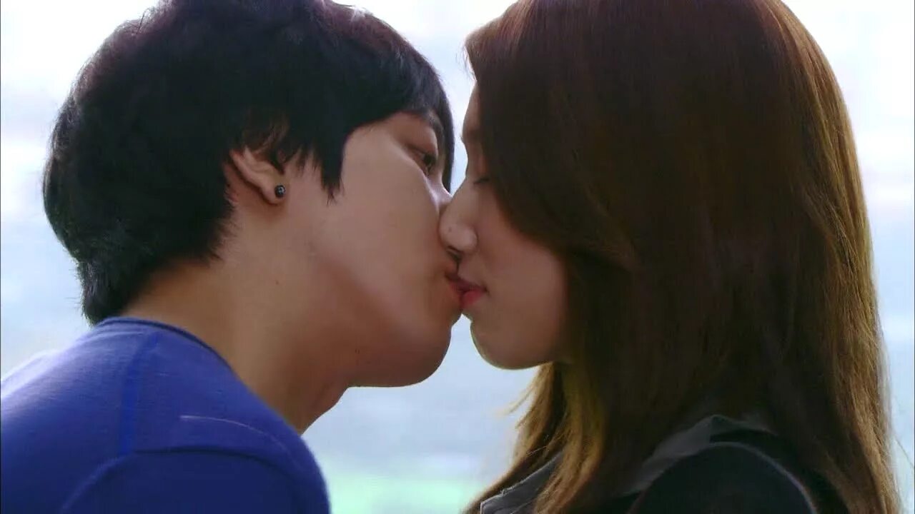 Дорама струны души поцелуй. Струны души дорама 1. Park Shin Hye Kiss. Струны души дорама 9.