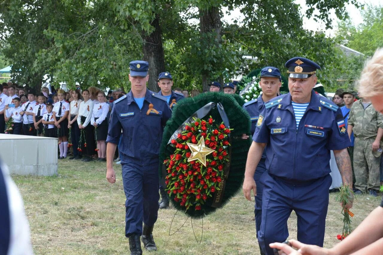 Казаки Крымск. Кеслерово Крымский район. Братская могила село Кеслерово Крымского района. Погода в кеслерово крымского