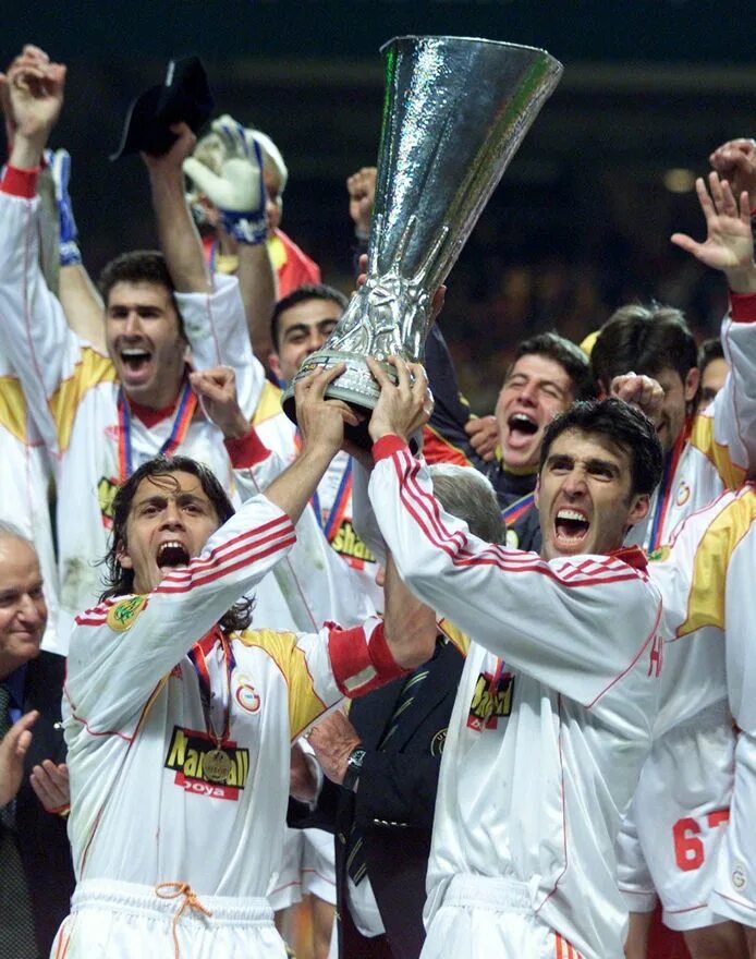 Уефа 2000. Галатасарай Кубок УЕФА. Кубок УЕФА 2000. Суперкубок УЕФА 2000. Galatasaray UEFA Kupasi super Cup.