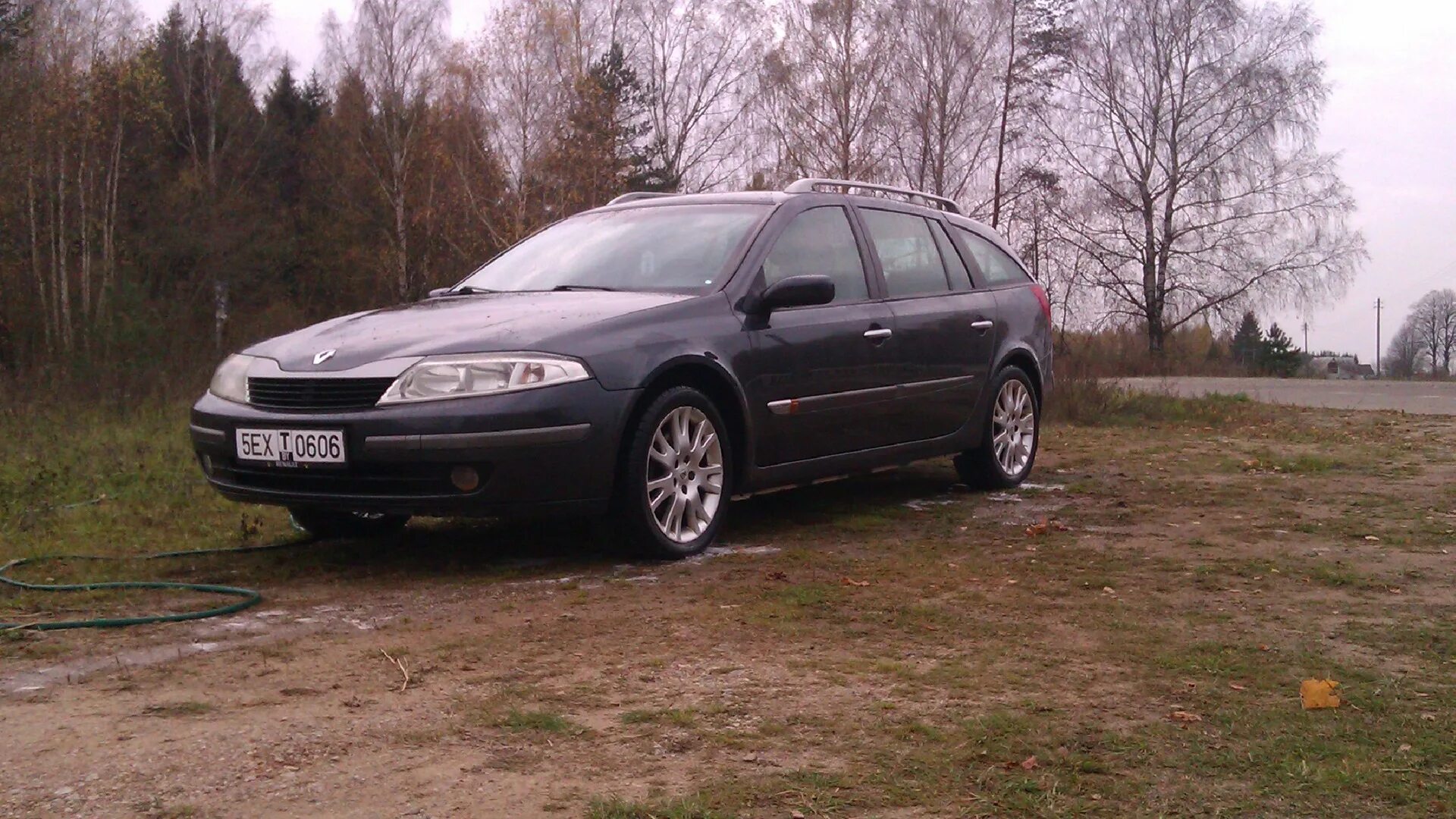 2 2004 год. Renault laguna 2004. лагуна 2 2004. рено лагуна 2004 фото. couper contact в рено лагуна 2.