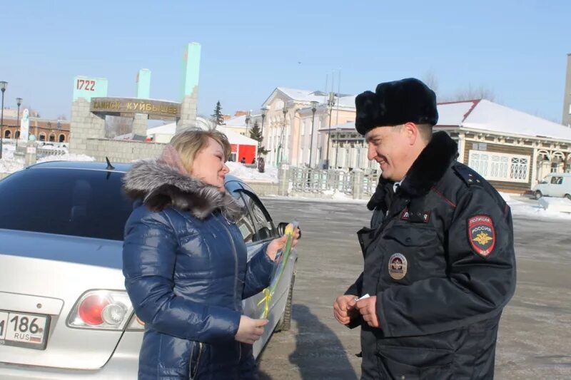 Сотрудники ГИБДД Куйбышев. ДПС Новосибирская область. Сотрудники ГИБДД Куйбышев НСО.