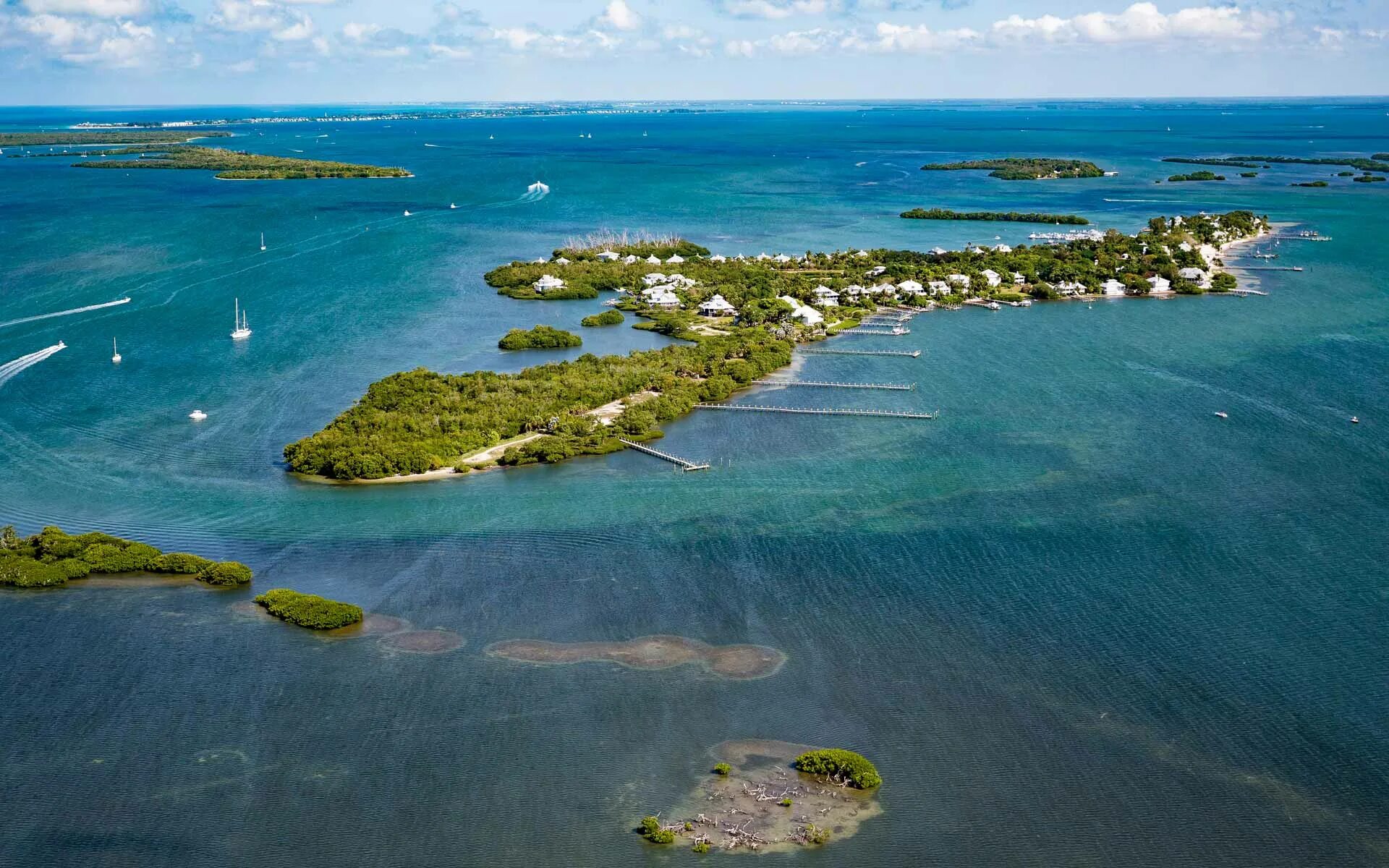 Juizy island. Остров Фишер Флорида. Пайн-Айленд. Архипелаг Флорида-кис. Питиусские острова.