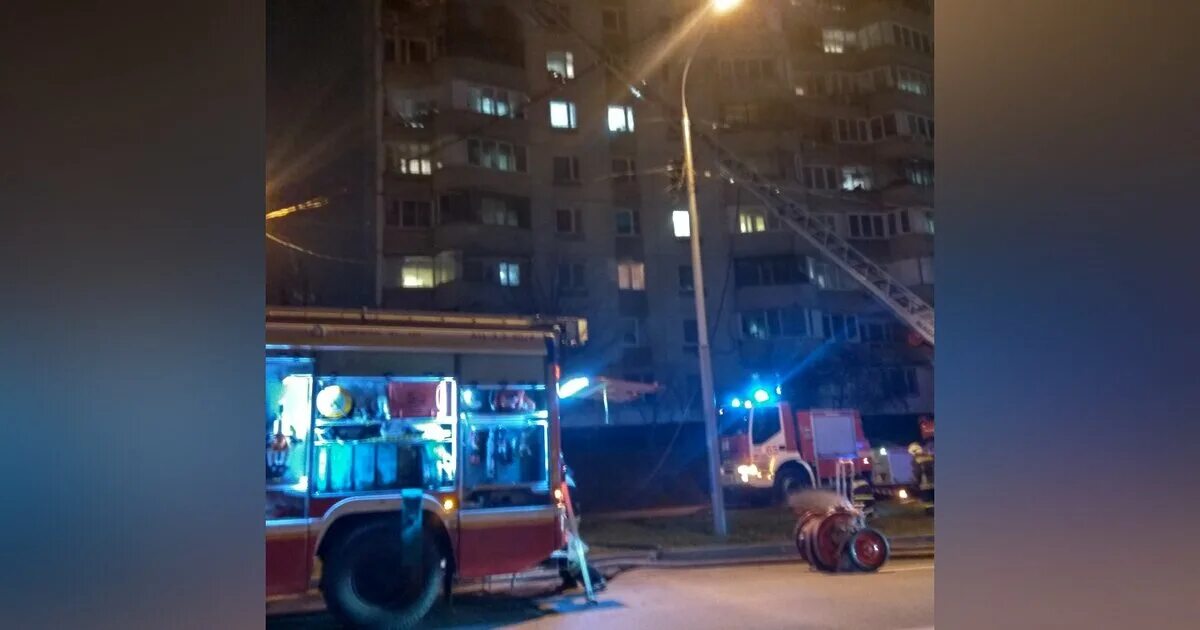 Что горит в митино. Пожар на кутузовском проспекте. пожар в митино сейчас 2025. пожар в митино сейчас. пожар на кутузовском проспекте сейчас.
