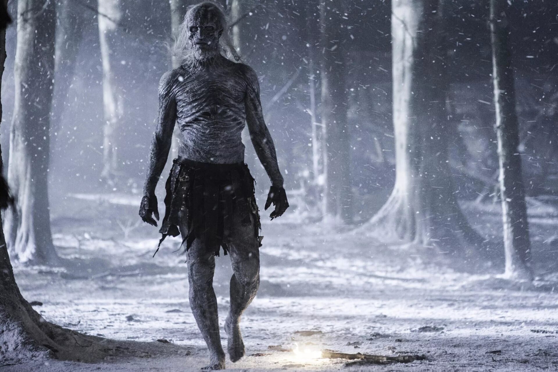 Иная ранобэ. Белые ходоки в игре престолов фото. Коити сакакибара. Икуо такабаяси иная. Isekai wa smartphone to tomo ni линза силхеска.