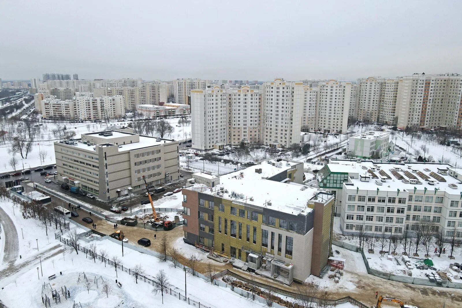 Школа 1354 южное бутово. Школы в бутово отзывы. Школа в дрожжино. Математическая школа в бутово 2007. Аллея витте школа 1981.