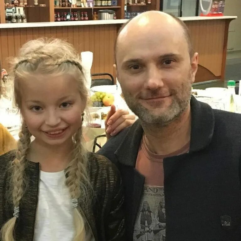 Варвару саранцеву. Варвара саранцева фото. Варвара саранцева сейчас. Варвару саранцеву. Варя саранцева 2021.