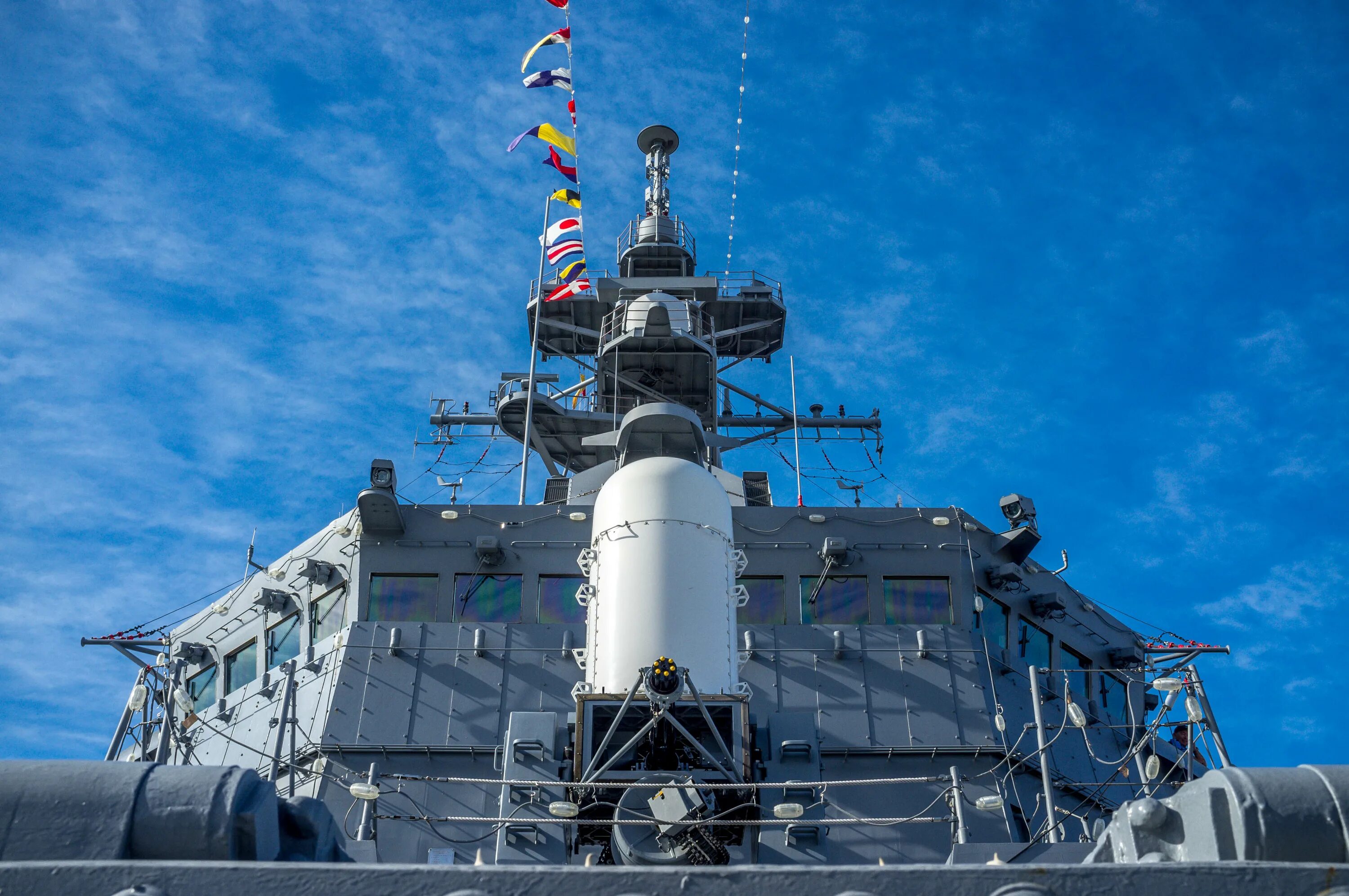 Uss stark. Фрегата USS Stark. Phalanx CIWS. Центурион ракета. Type 90 ship-to-ship Missile.