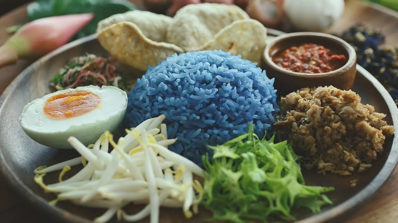 Blue rice. Наси-керабу. Салат 沙拉. Malaysian food. Астарахань Наси.